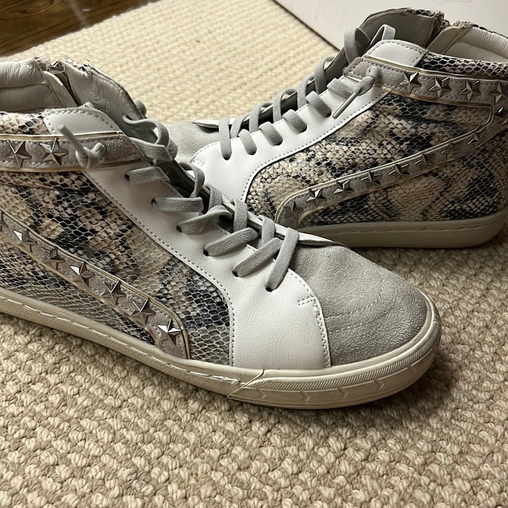 Vintage Havana high top sneakers